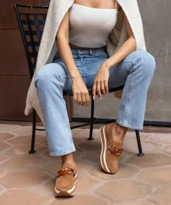 DOLCE VITA Sneakers*Jhenee Perforated Sneakers Pecan Suede