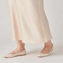 DOLCE VITA Flats & Loafers*Reyes Ballet Flats Ivory Leather